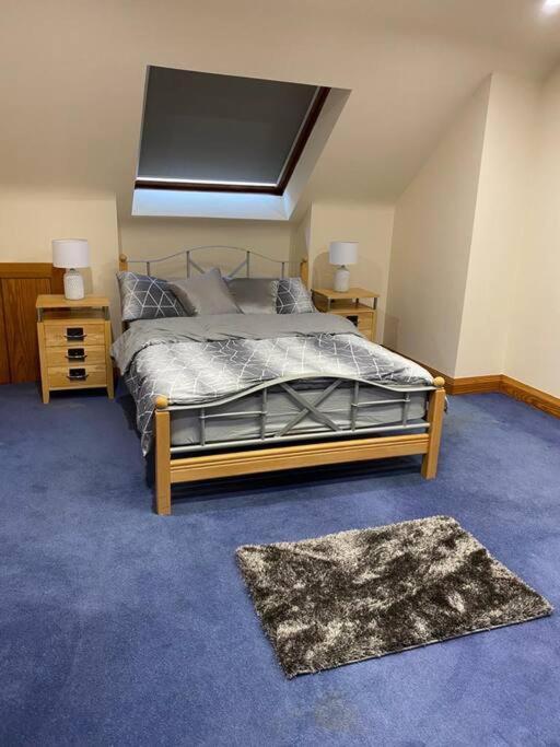 Lovely 3 Bedroom Apartment In 班克拉那 外观 照片