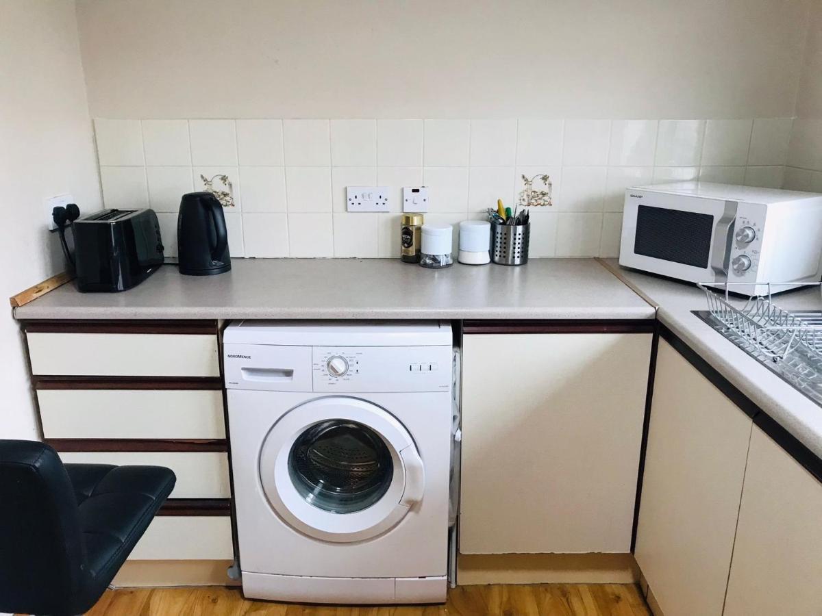 Lovely 3 Bedroom Apartment In 班克拉那 外观 照片