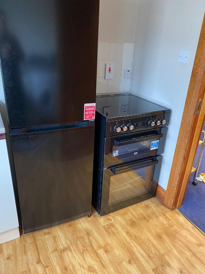 Lovely 3 Bedroom Apartment In 班克拉那 外观 照片